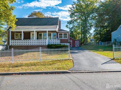22 Fagan Pl, Colonia, NJ, 07067