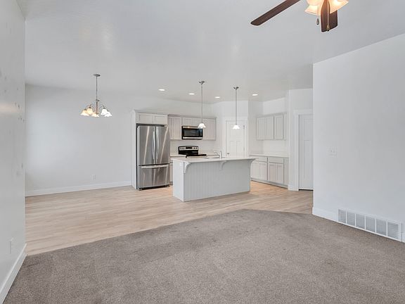 5th image of 4412 W Juniper Shade Dr