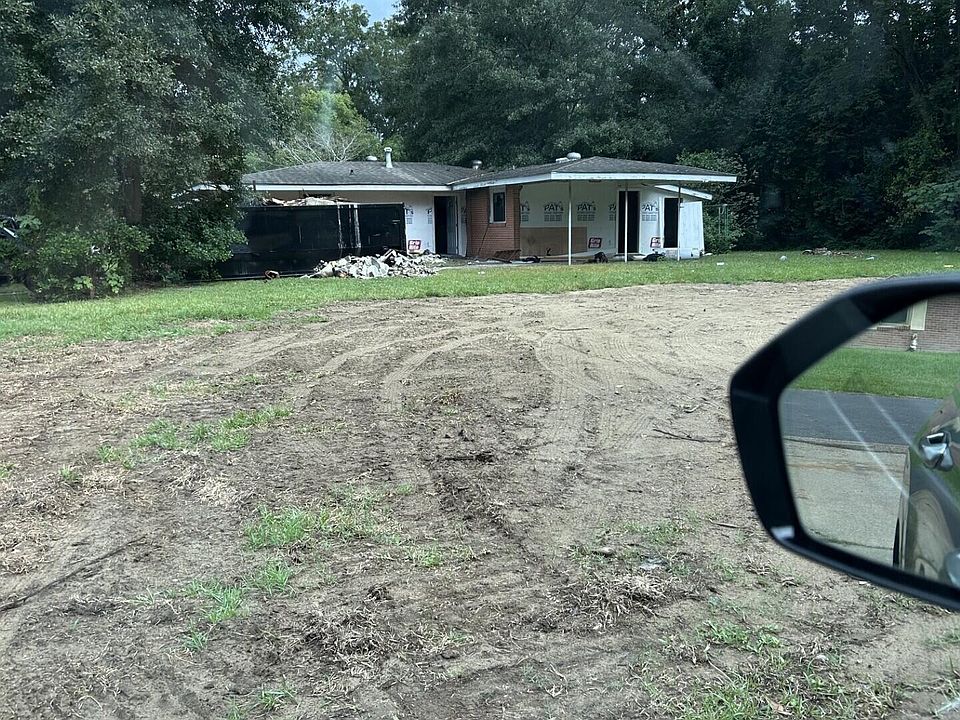 2nd image of 39529 Hornsby Rd