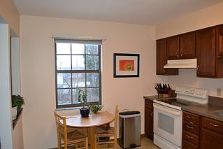 4th image of 2677 Montana Ave Unit 17