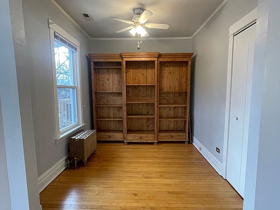Alcove/reading room off the the Living Room w/ large closet