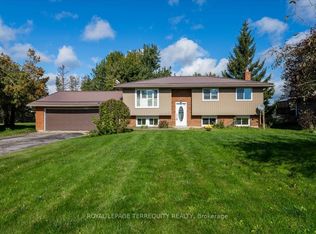 1092 Old Barrie Rd W, Oro Medonte, ON L3V 0K3