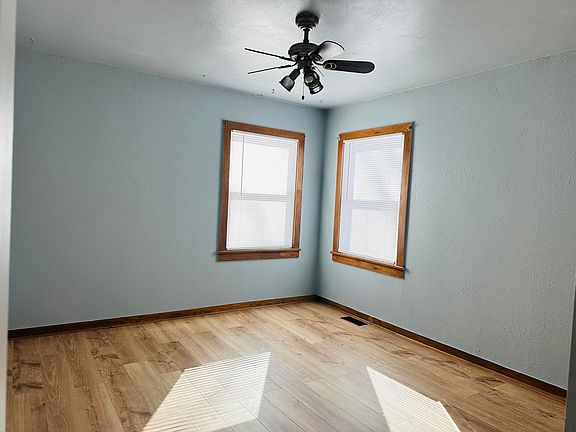 4th image of 1042 W Third Street