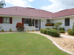 719 Elkhorn Rd, Sun City Center, FL 33573