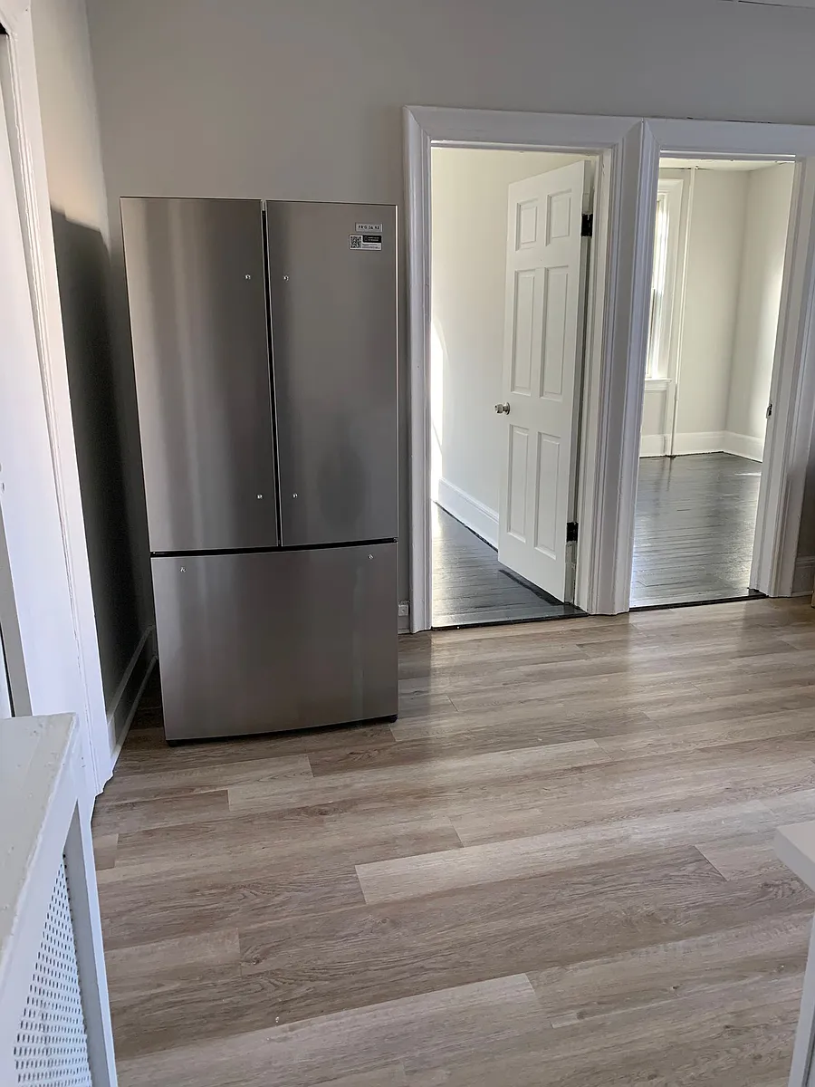 Building Photo - 57 Clarke Ave #202
