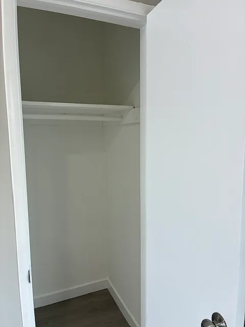 Building Photo 5