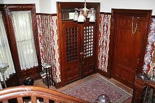 2nd image of 2211 Parkwood Ave APT 4