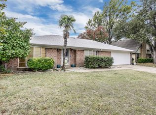 4012 Longleaf Ln, Fort Worth, TX 76137