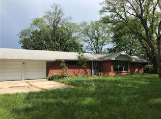 13811 Cameron Rd, Excelsior Springs, MO 64024