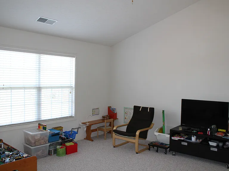4557 Parsons Ln — Photo 15