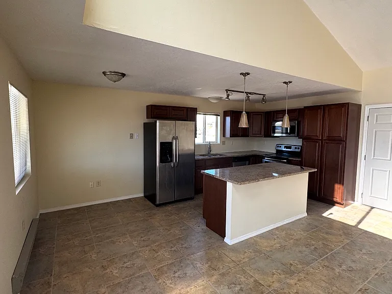 3000 Jane Cir SE — Photo 4