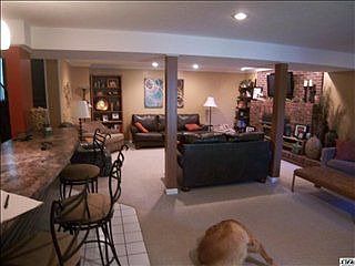 5th image of 2160 N Lakeview Dr