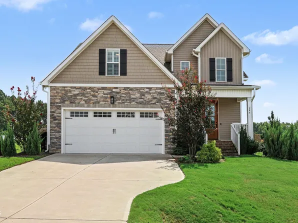 201 Noramac Ct, Selma, NC 27576