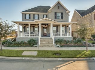 2212 Whitman Ln, Carrollton, TX 75010