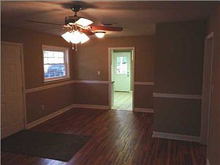 5th image of 4157 La Rose Dr