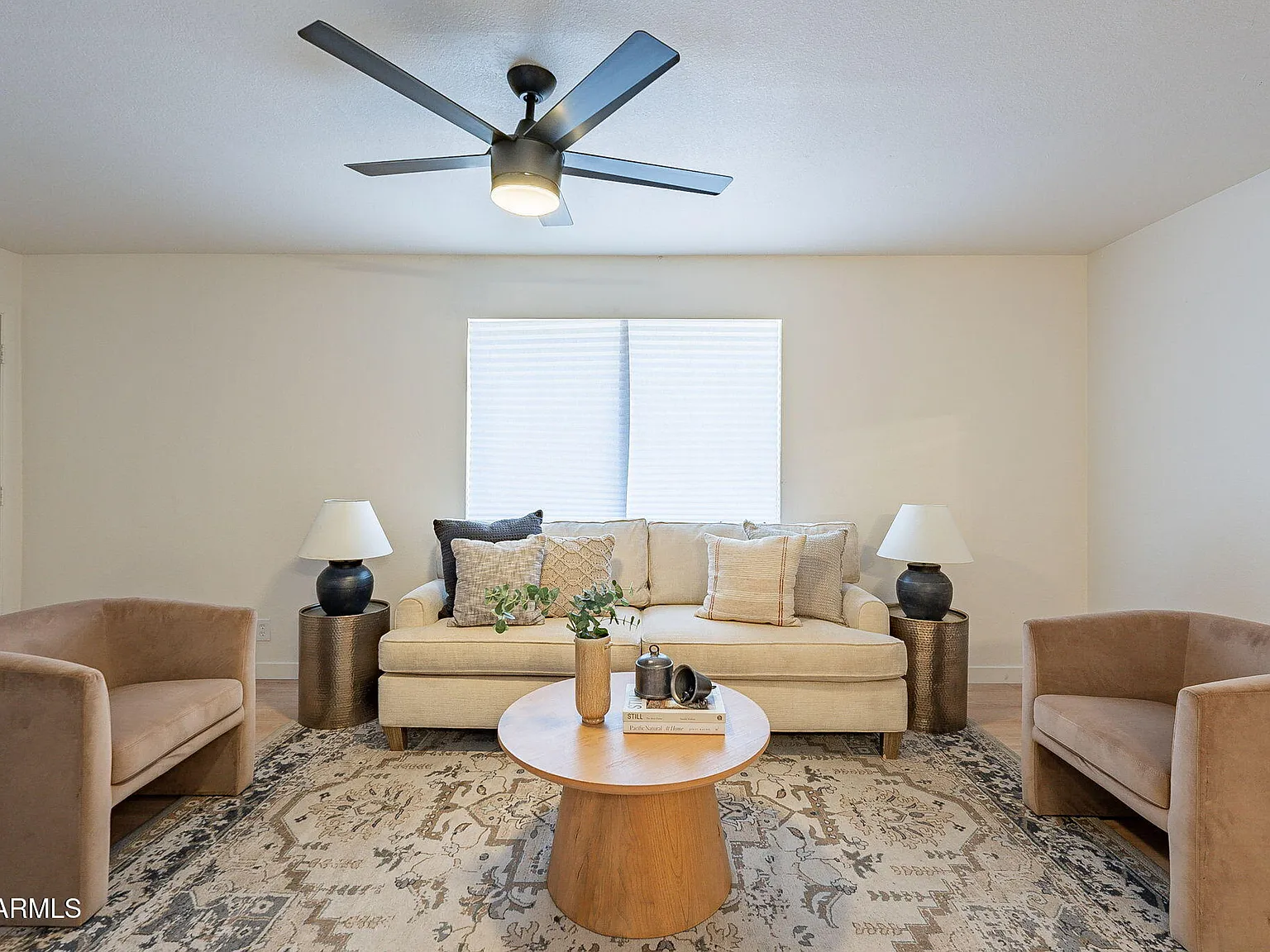 2 bed, 1.0 bath, 880 sqft, $1,300 — Photo 4