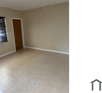 2 bed, 972 sqft, $2,200 — Photo 2
