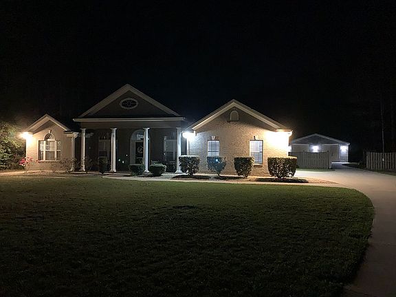 2nd image of 32 Scotch Pine Ct