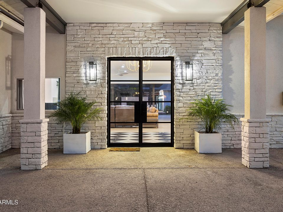 1st image of 4202 N 33RD Street
