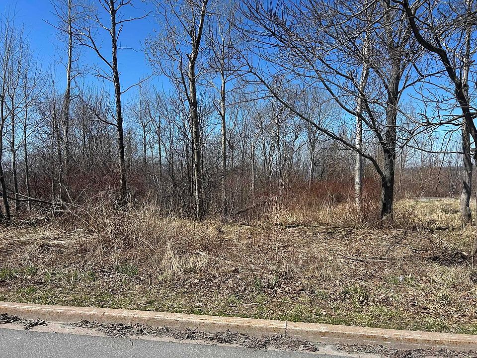 2nd image of 29 12th St