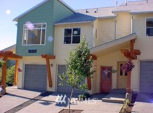 7418 133rd Ave SE #B, Newcastle, WA 98059