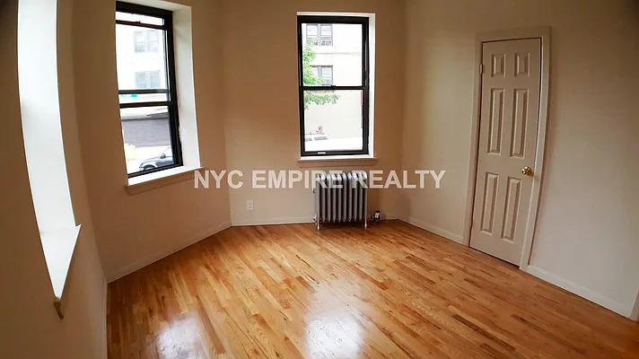Rented by NYC Empire Realty Inc | media 18