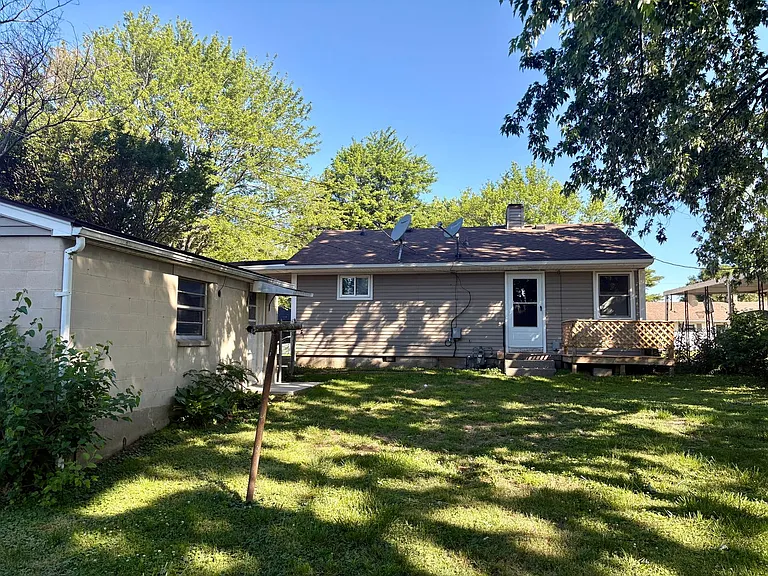 1514 Elliott Ave — Photo 4
