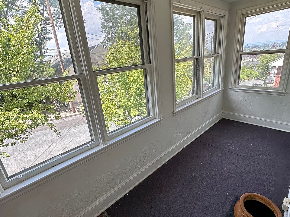 1st image of 651 Ridge St #1