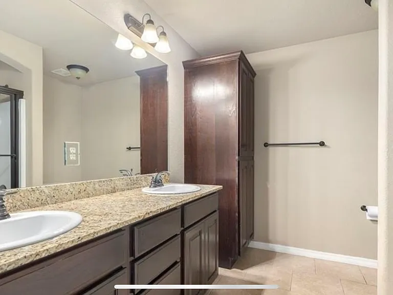 2915 N Raven Ln — Photo 16