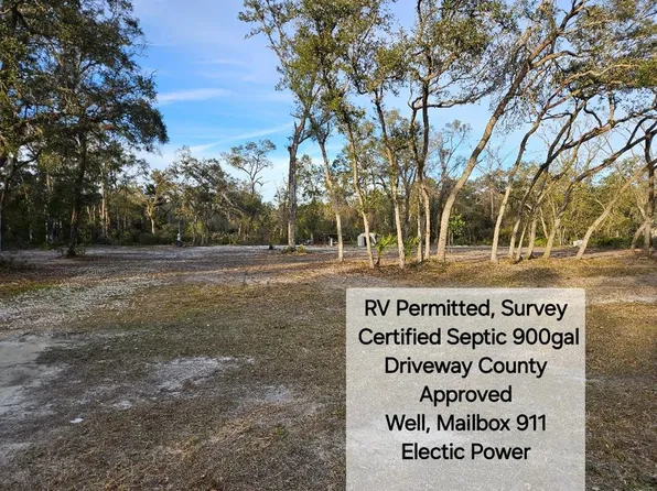 537 NE 280th Ave, Old Town, FL 32680