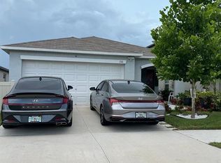 7111 Amelia Cove Ct, Sun City Center, FL 33573