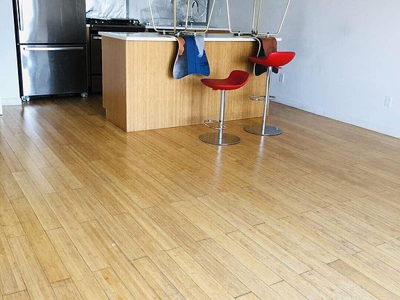4th image of 112-02 Northern Blvd #5C