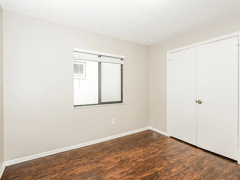 534 S Sundance Dr — Photo 12