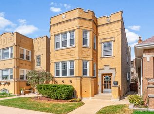 5530 W Dakin St #2, Chicago, IL 60641