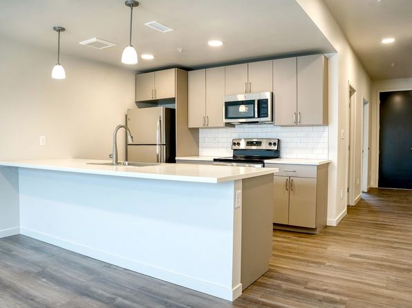 687-24 1/2 Rd #30-34