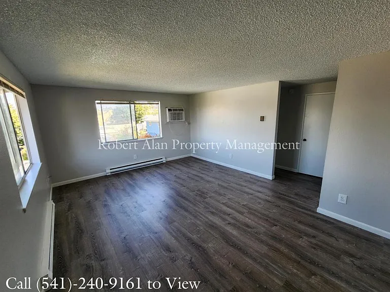 824 SW 7th St #B — Photo 7
