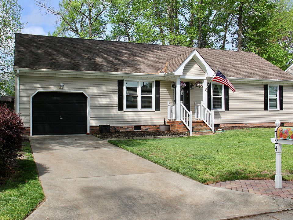 1st image of 724 Hilda Pine Dr