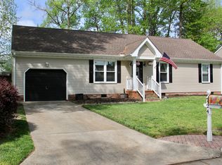 724 Hilda Pine Dr, Chesapeake, VA 23322