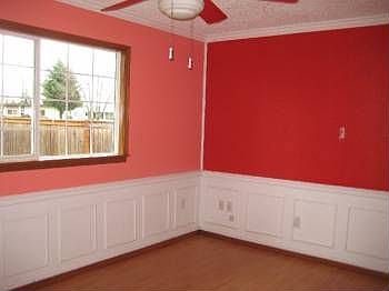 3rd image of 4825 Yew Ln SW