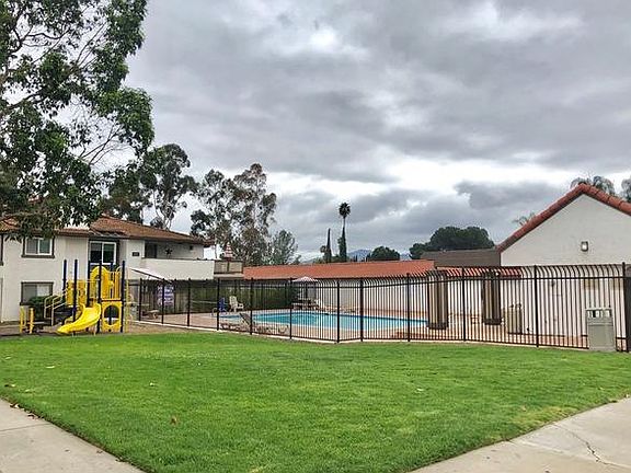 5th image of 9861 Caspi Gardens Dr Unit 3