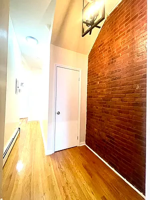Rented by Bohemia Realty Group | media 11