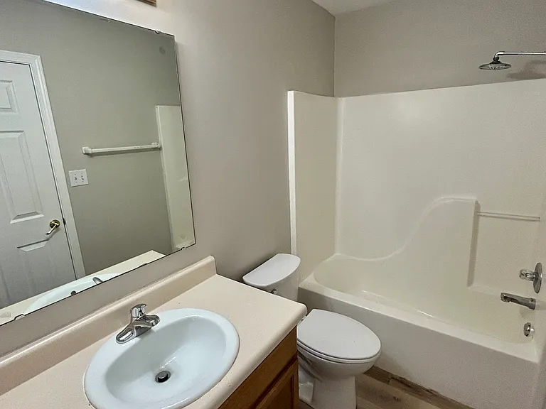 3039 Armory Dr — Photo 30