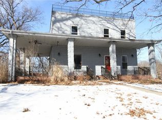 3212 8th St, Des Moines, IA 50313