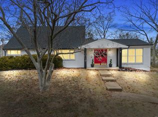 1039 Tulip Ln, Ballwin, MO 63021