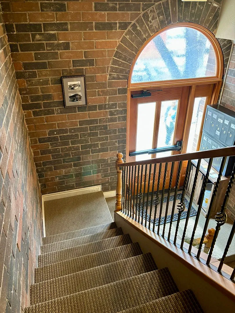 1 Bed 1 Bath Condo in the heart of Downtown Helena! — Photo 3