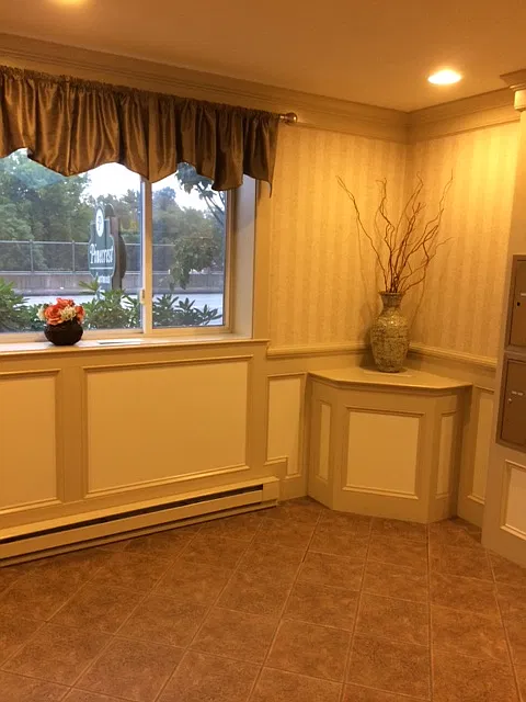 2 bed, $1,325 — Photo 4