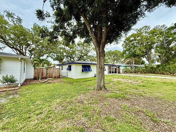 5th image of 1837 Pasadena Dr