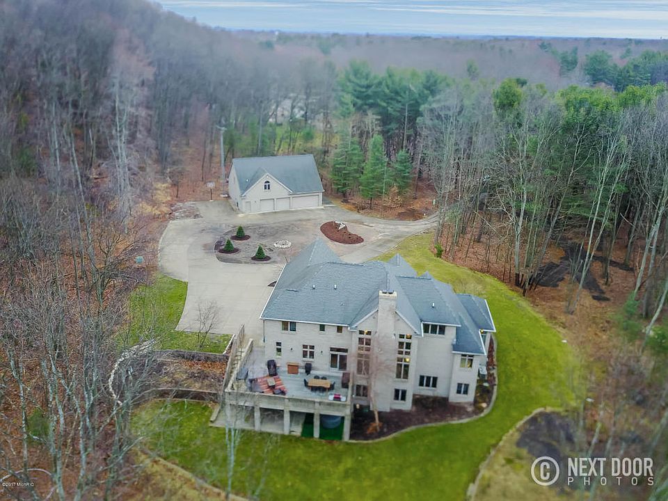 1st image of 14901 Fairmount Ct