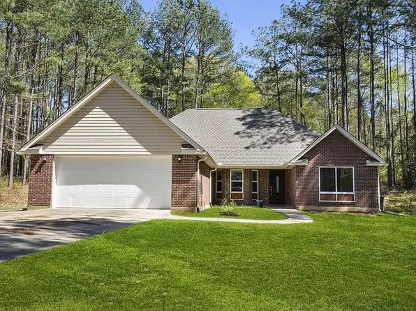 29 Bedford Forrest Ln, Hattiesburg, MS 39401
