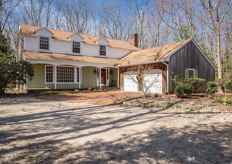 1st image of 25 Oakwood Dr